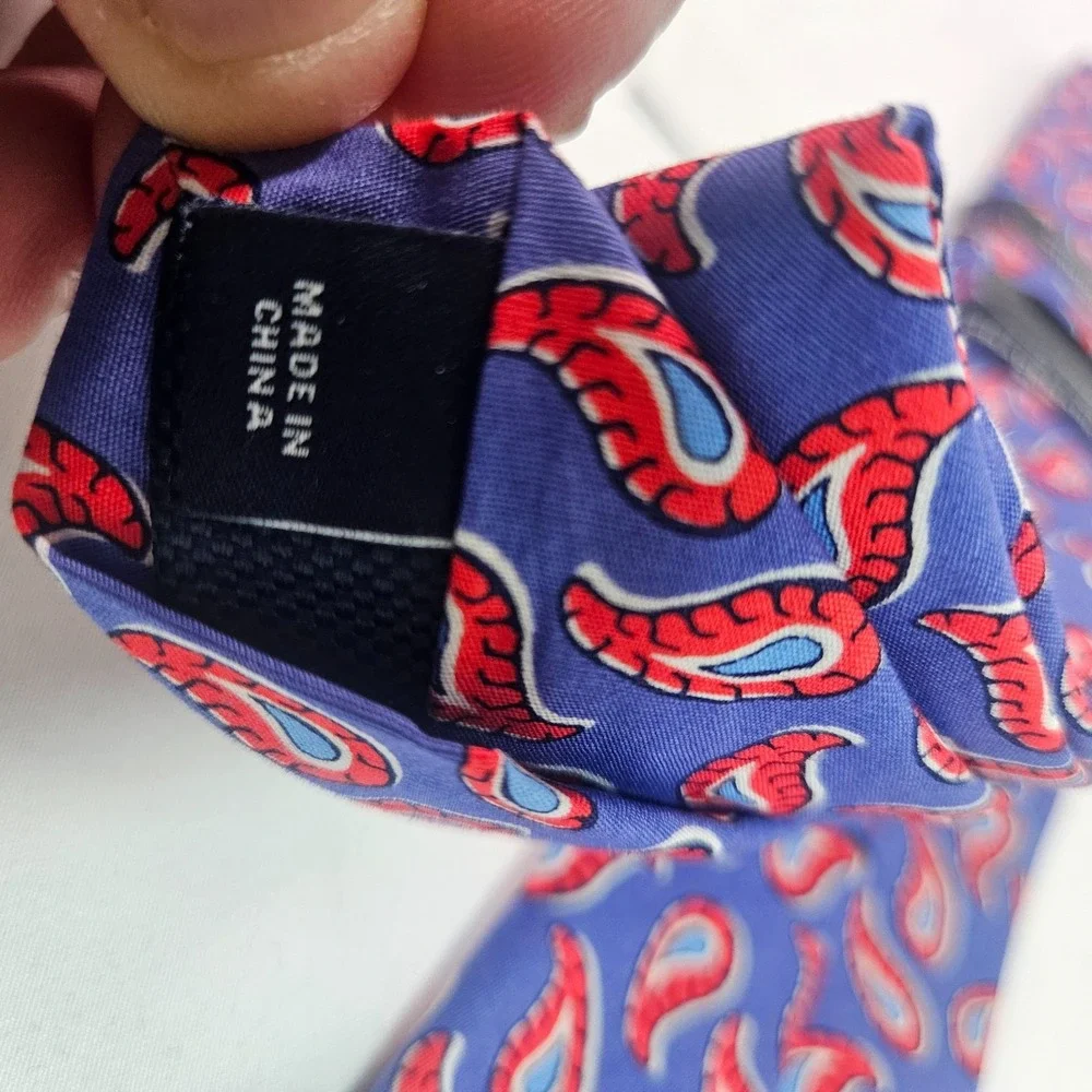 New‎ Roundtree & Yorke Slim Tie Men Paisley Purple 2.75